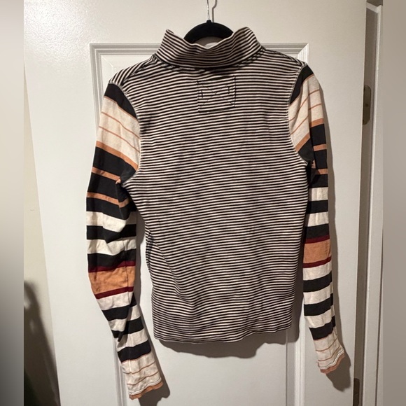 We The Free Black and White Striped Zip Top Size M NWT - Picture 3 of 3